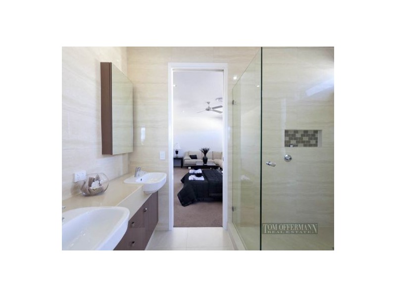 183 Shorehaven Drive, Noosa Waters QLD 4566