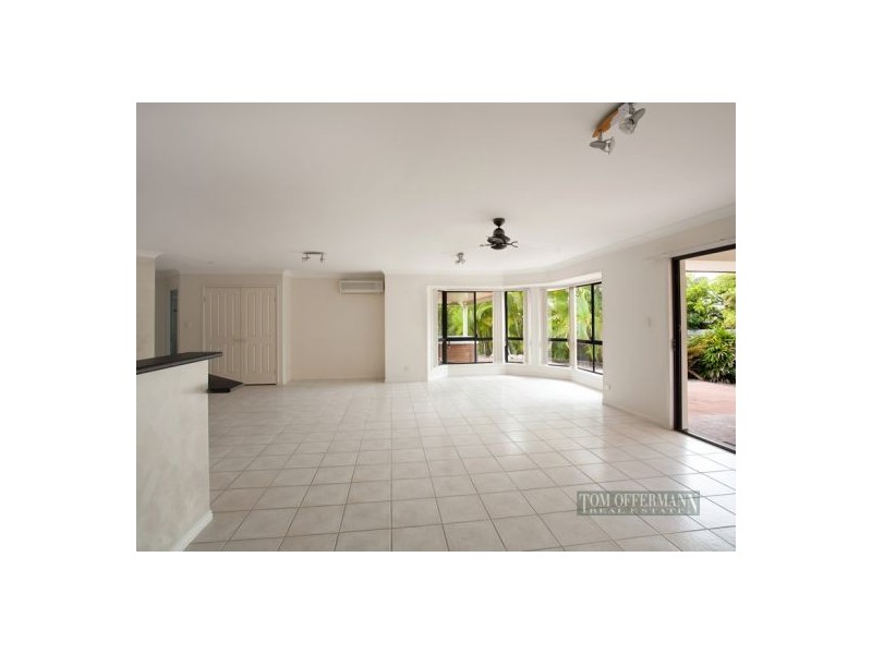 1 Highgrove Circuit, Peregian Springs QLD 4573