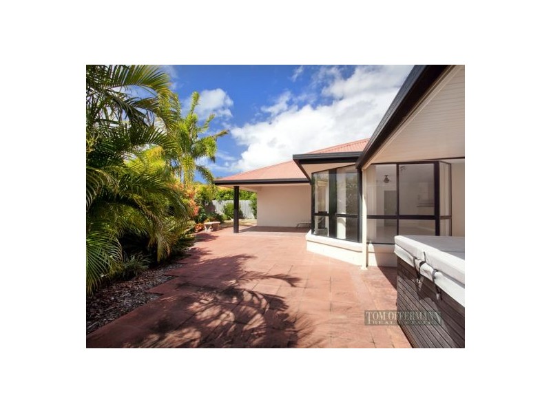 1 Highgrove Circuit, Peregian Springs QLD 4573