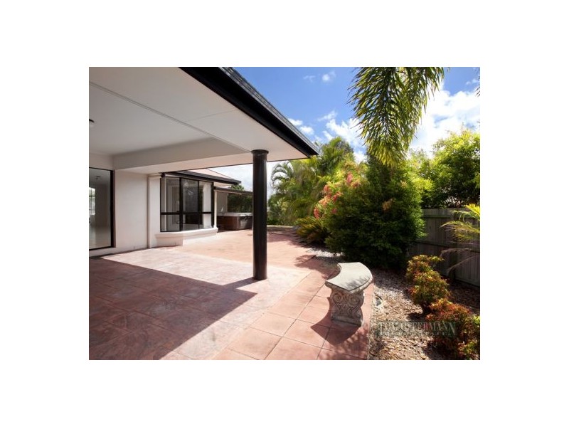 1 Highgrove Circuit, Peregian Springs QLD 4573