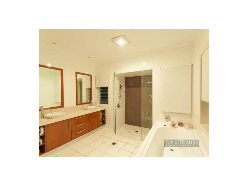 50 Devonstone Drive, Cooroibah QLD 4565
