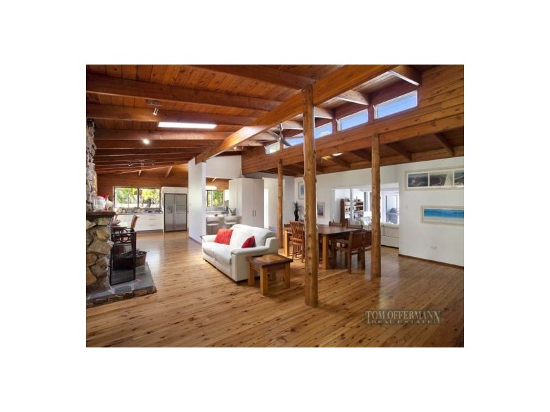 354 Lake Cooroibah Road, Cooroibah QLD 4565