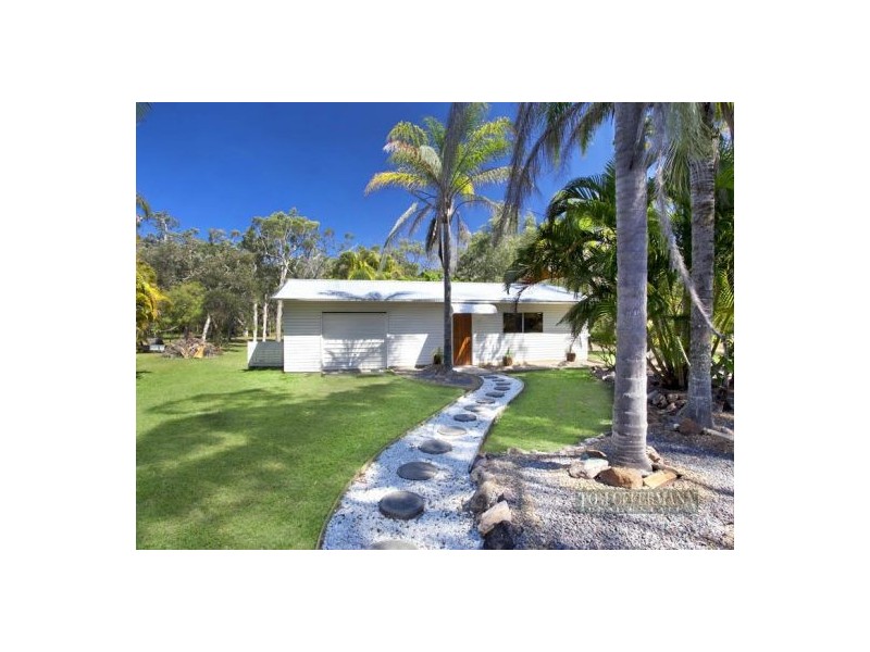 354 Lake Cooroibah Road, Cooroibah QLD 4565