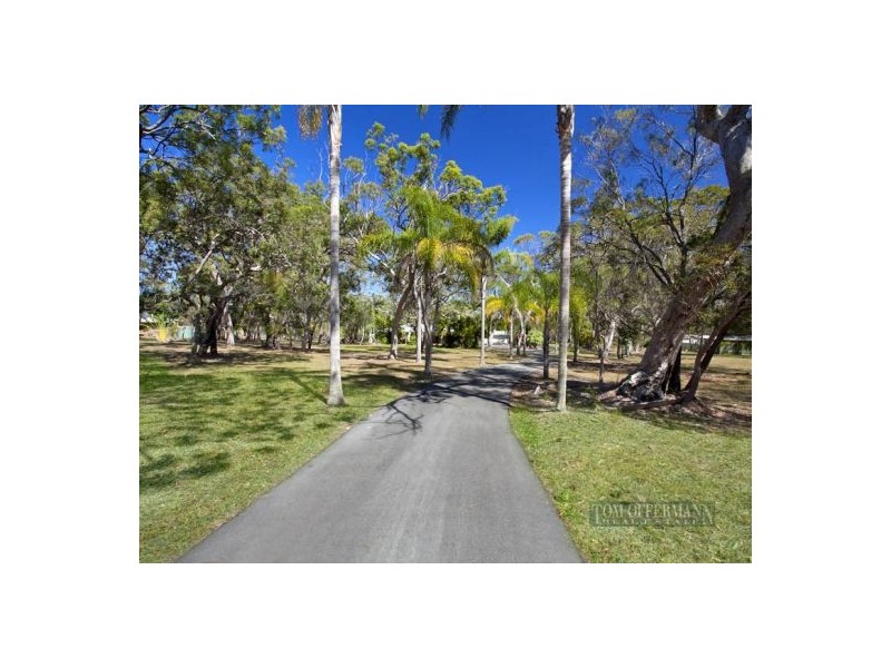 354 Lake Cooroibah Road, Cooroibah QLD 4565