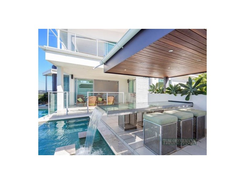 327 David Low Way, Peregian Beach QLD 4573