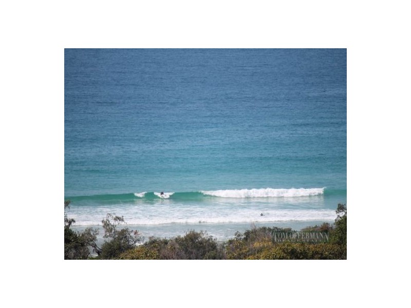 20 Captains Court, Sunrise Beach QLD 4567