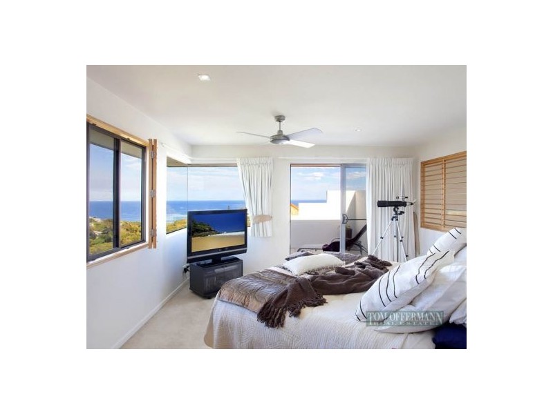 20 Captains Court, Sunrise Beach QLD 4567