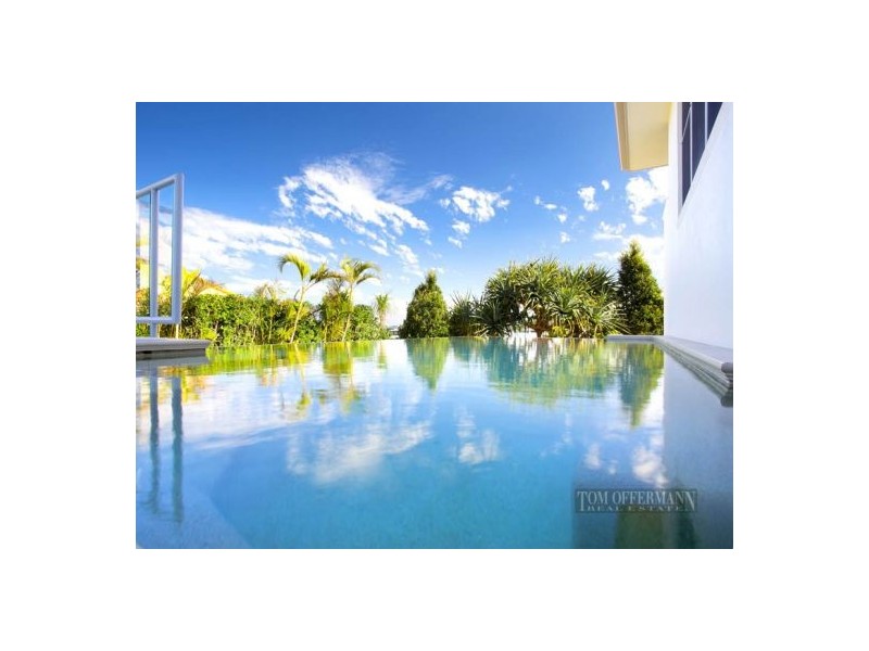 20 Captains Court, Sunrise Beach QLD 4567