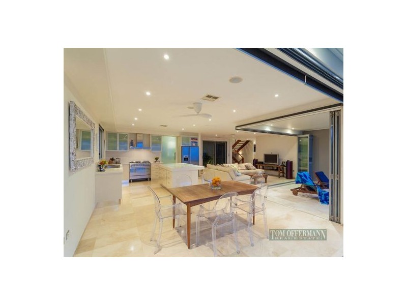42 Orient Drive, Sunrise Beach QLD 4567