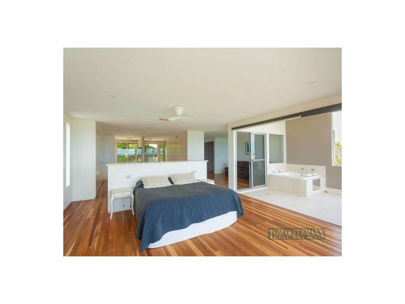 42 Orient Drive, Sunrise Beach QLD 4567