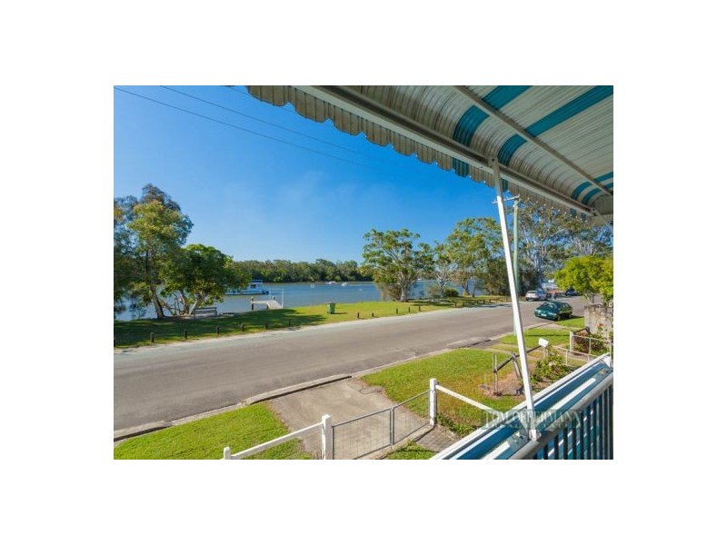 15 Hilton Esplanade, Tewantin QLD 4565