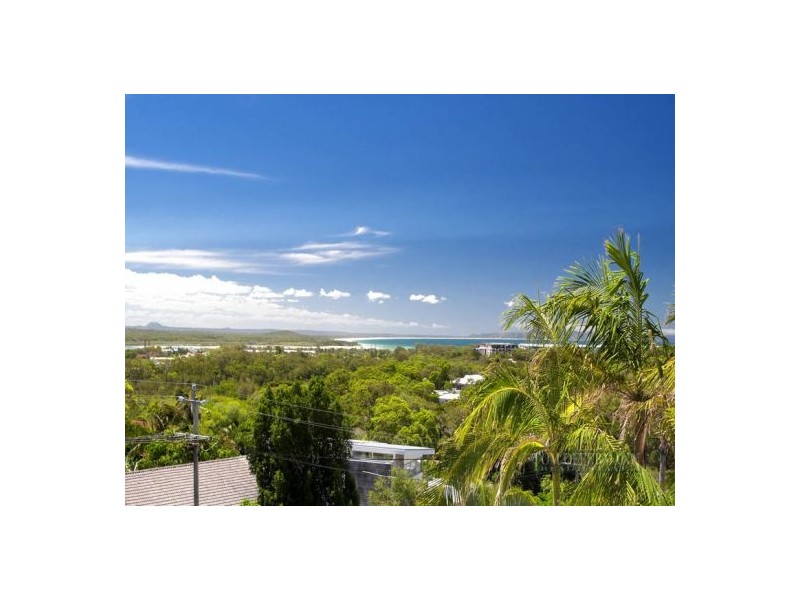 38 Arkana Drive, Noosa Heads QLD 4567