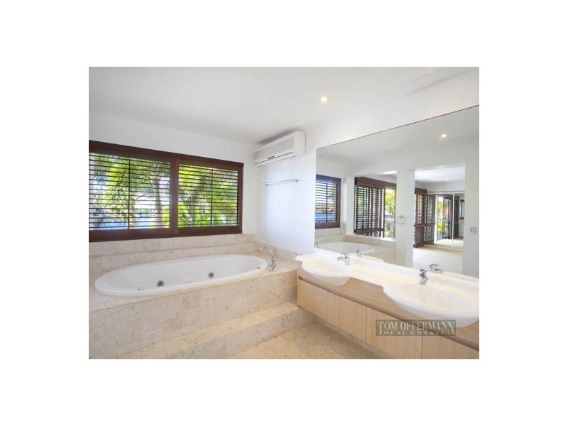 31 Waterside Court, Noosa Waters QLD 4566