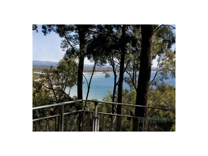 12 Bay View Road, Noosa Heads QLD 4567