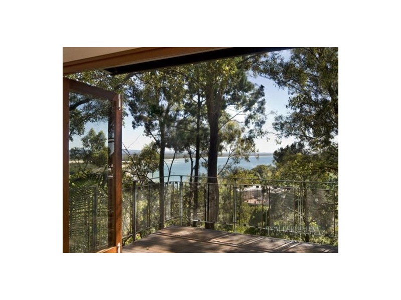 12 Bay View Road, Noosa Heads QLD 4567