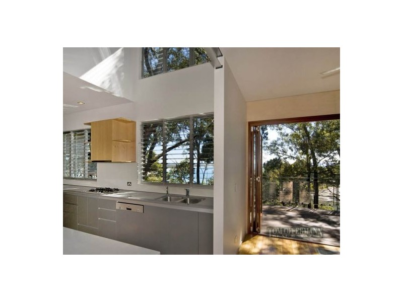 12 Bay View Road, Noosa Heads QLD 4567