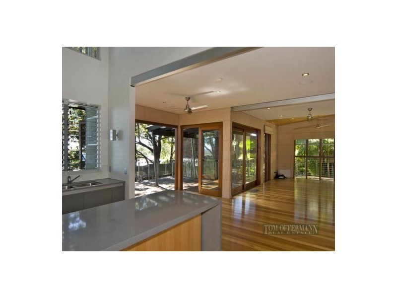 12 Bay View Road, Noosa Heads QLD 4567