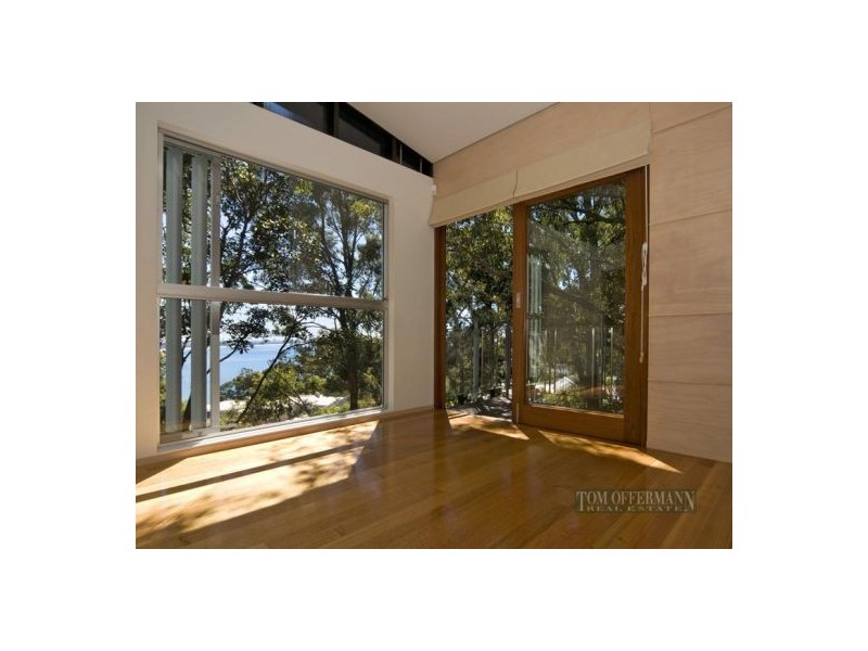 12 Bay View Road, Noosa Heads QLD 4567