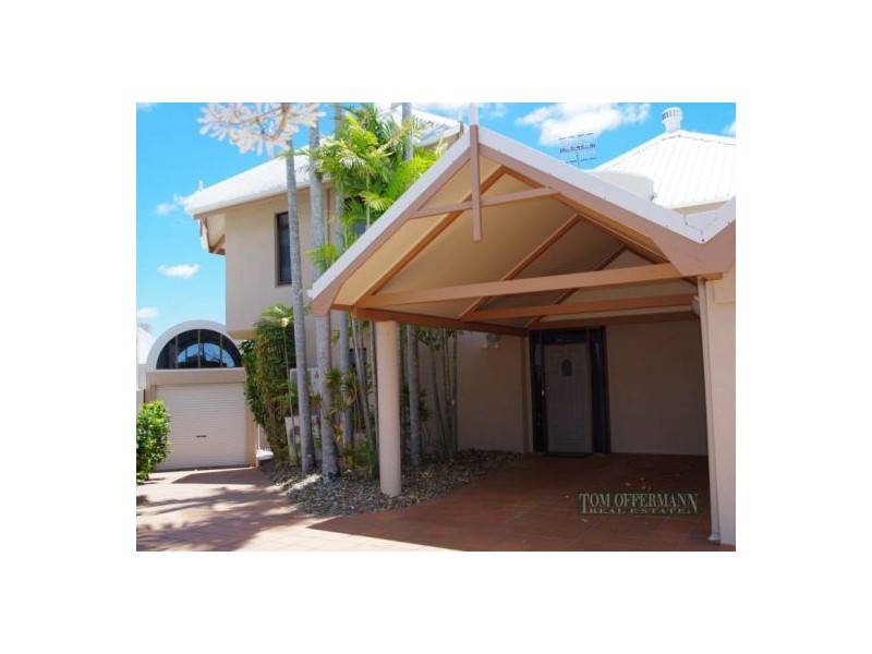 33 Wyuna Drive, Noosa Heads QLD 4567