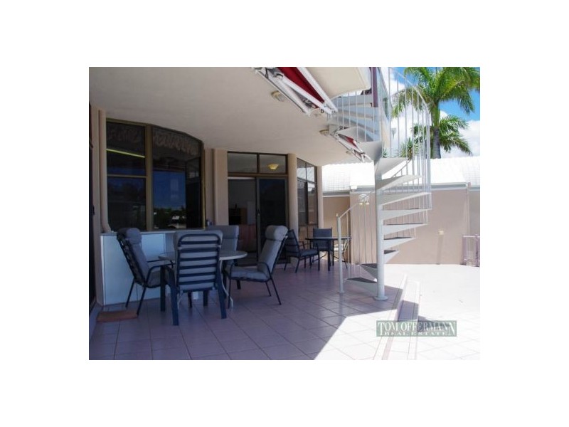 33 Wyuna Drive, Noosa Heads QLD 4567