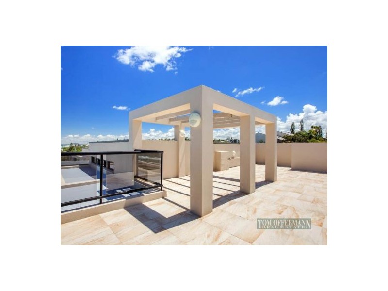 10/1 Tingira Cres, Sunrise Beach QLD 4567