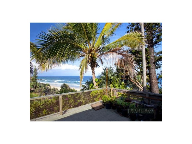 32 Arakoon Cres, Sunshine Beach QLD 4567