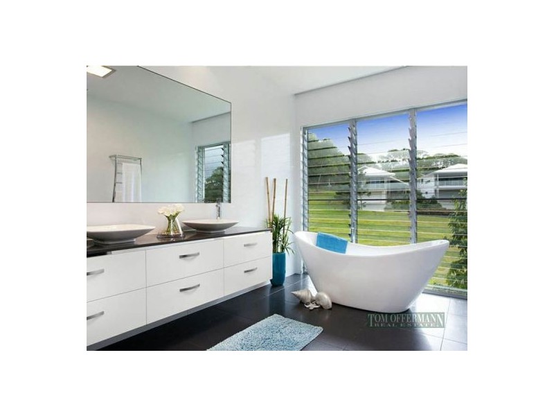 House 45, 157 Centenary Heights Rd, Yaroomba QLD 4573