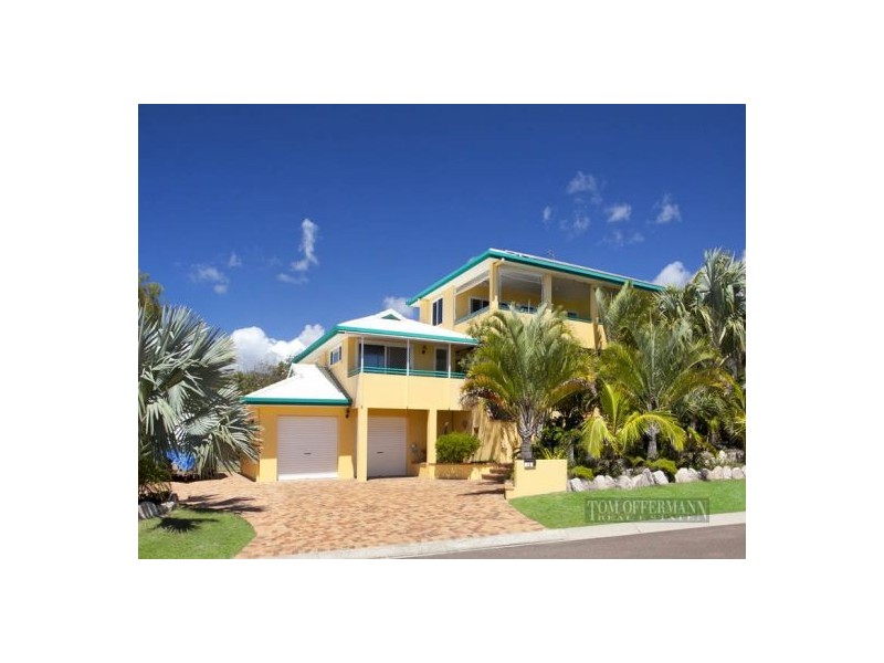 13 Coconut Grove, Castaways Beach QLD 4567