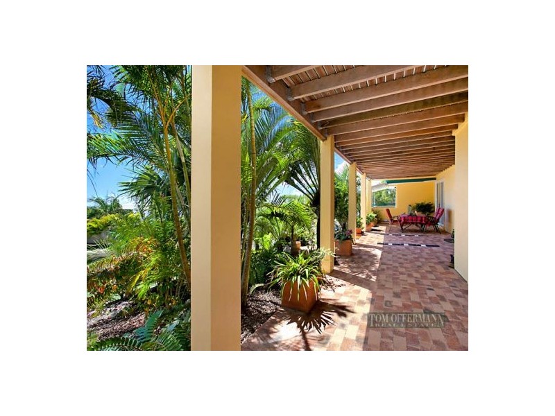 13 Coconut Grove, Castaways Beach QLD 4567
