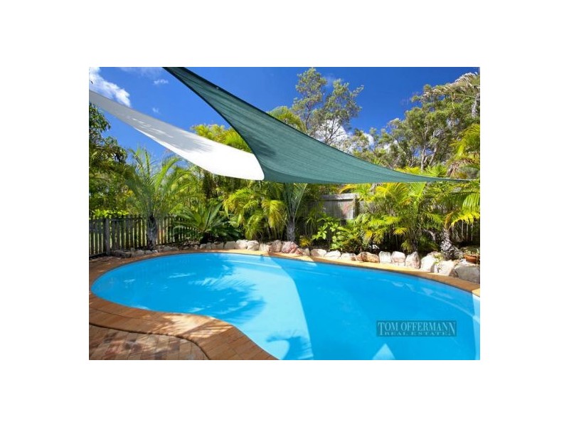 13 Coconut Grove, Castaways Beach QLD 4567