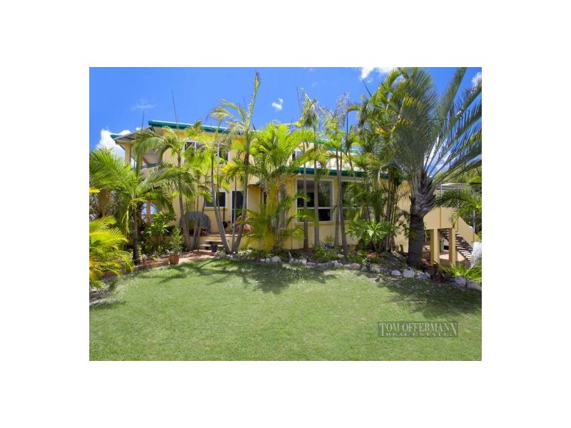 13 Coconut Grove, Castaways Beach QLD 4567