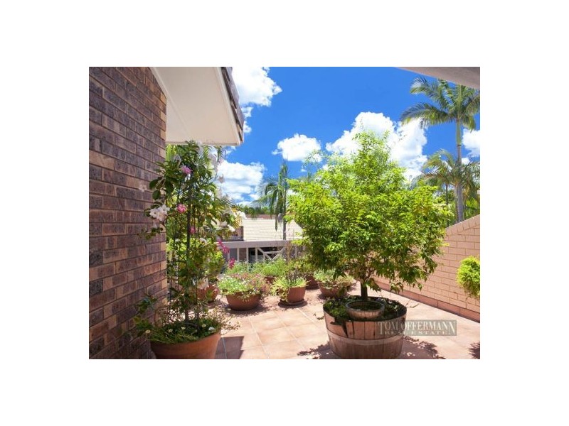 9 Sylvia St, Noosaville QLD 4566