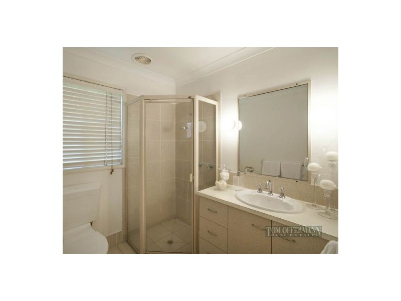 9 Sylvia St, Noosaville QLD 4566
