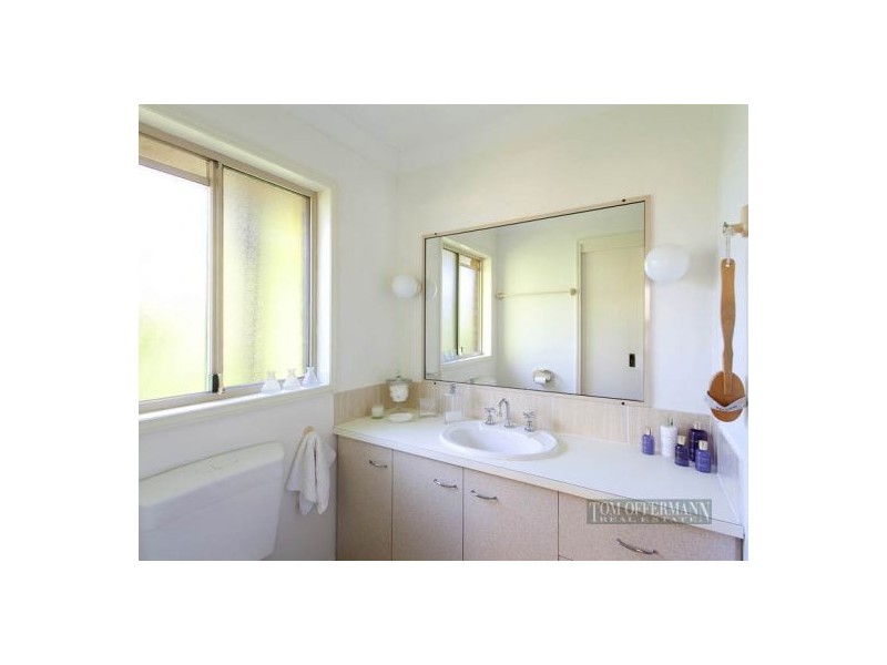 9 Sylvia St, Noosaville QLD 4566