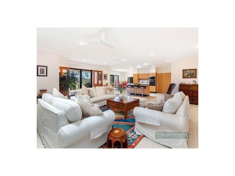 68 Patterson Drive, Tinbeerwah QLD 4563