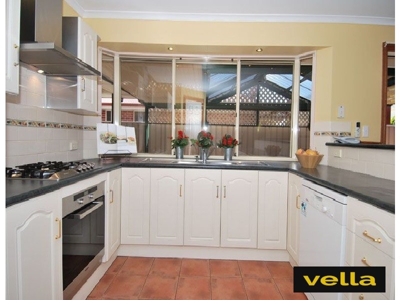 14 Almond Grove, Magill SA 5072