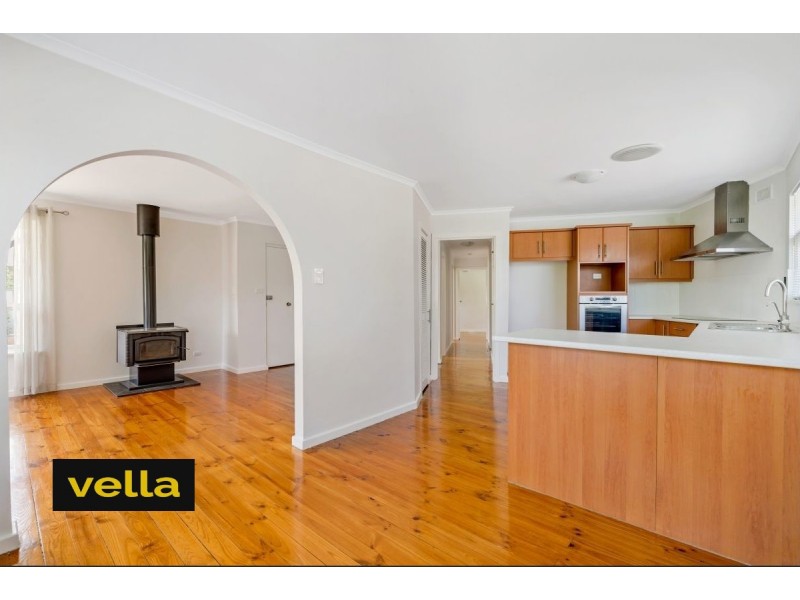 63 Salisbury Avenue, Valley View SA 5093