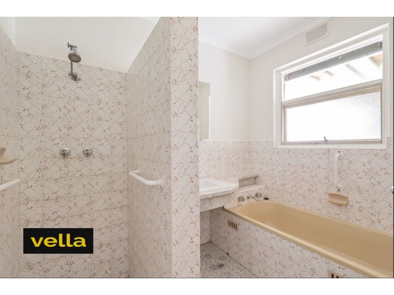 63 Salisbury Avenue, Valley View SA 5093