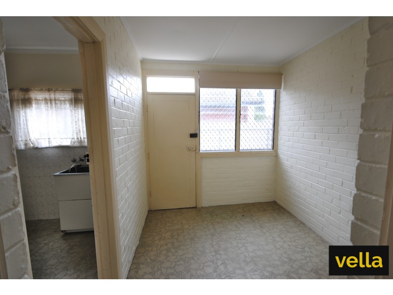 32 Overland Road, Croydon Park SA 5008