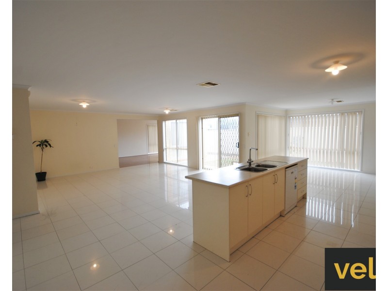 16 Airdrie Avenue, Parafield Gardens SA 5107