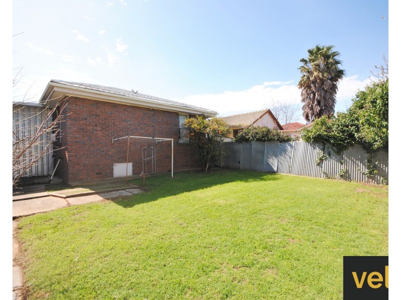 27 Windsor Avenue, Clearview SA 5085
