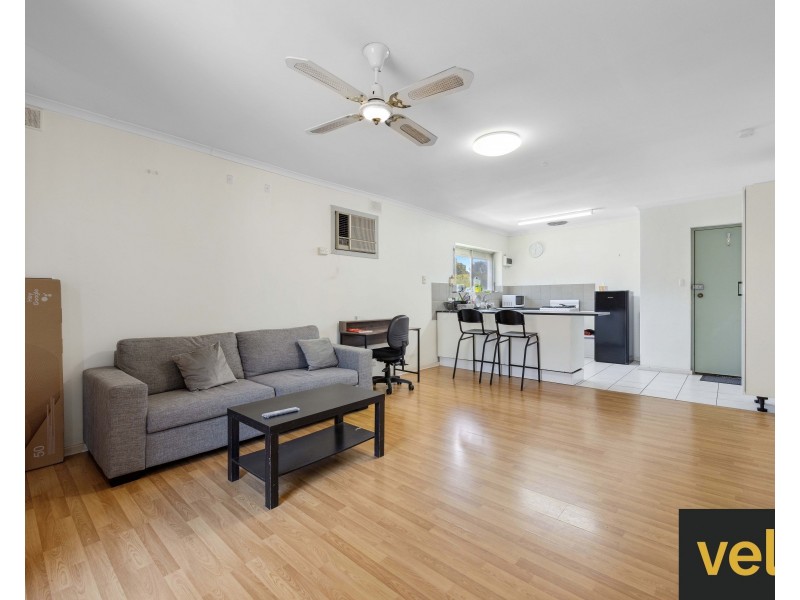 24/2 Alice Street, Rosewater SA 5013