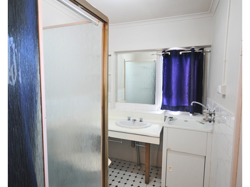3/2A Kent Avenue, Clearview SA 5085