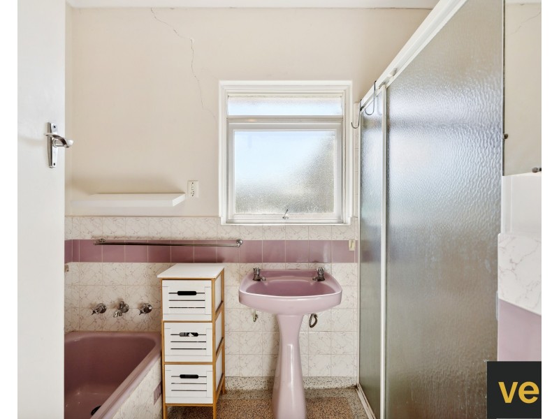 3 Diane Ave, Newton SA 5074