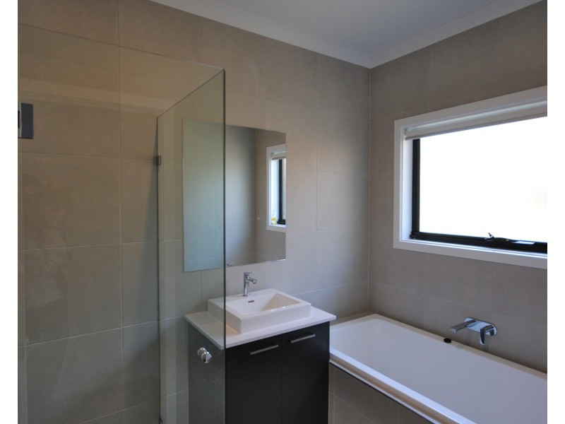 16B Athol Avenue, Tranmere SA 5073