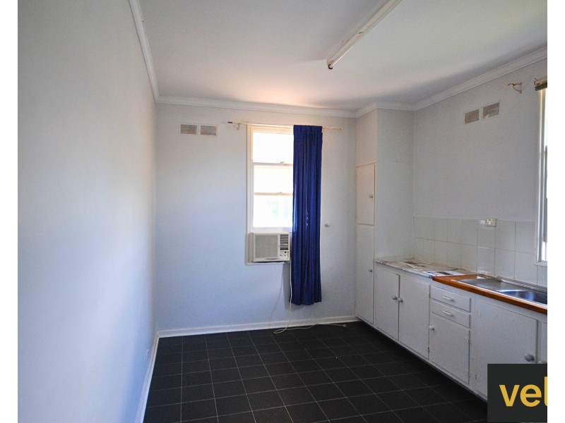 27 Windsor Avenue, Clearview SA 5085