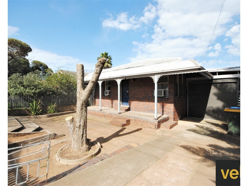 27 Windsor Avenue, Clearview SA 5085