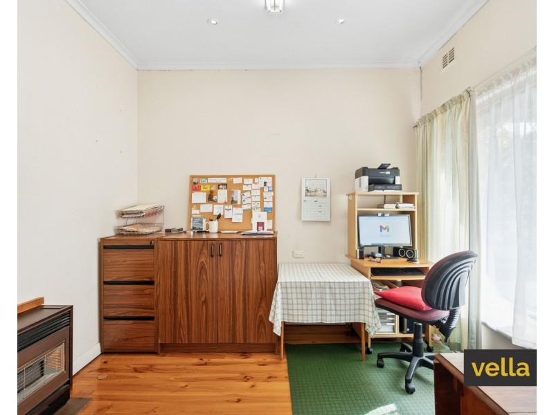 14 Desaumarez Street, Kensington Park SA 5068
