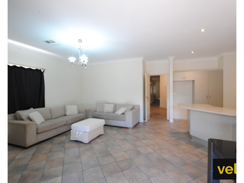 9 Baird Street, Mawson Lakes SA 5095