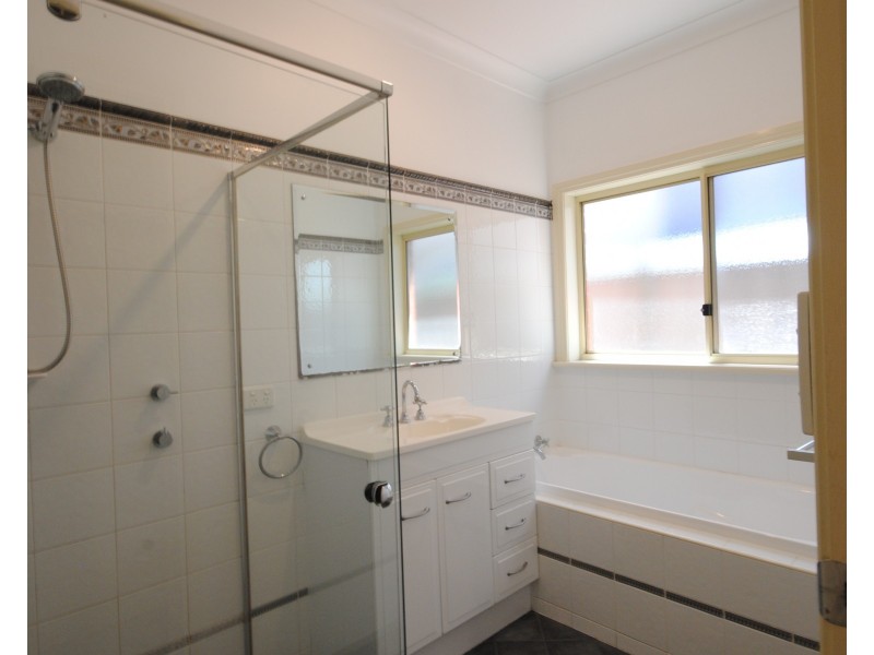 9 Baird Street, Mawson Lakes SA 5095